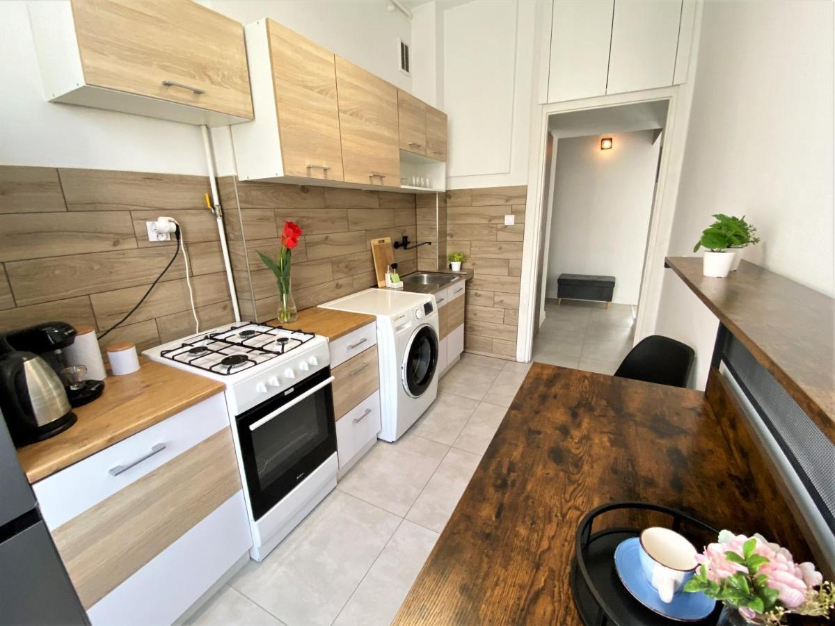 Apartament Midnight Blue Mielec Ngoại thất bức ảnh